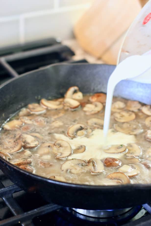 Making mushroom gravy