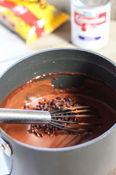 Making pudding for cups