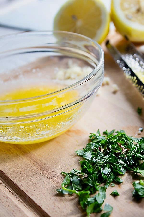 Butter and chopped parsley 