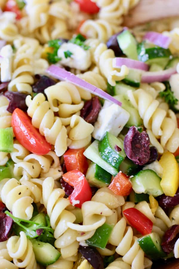 delicious greek pasta salad