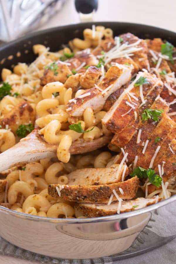 Cajun Chicken Pasta in a Silver Teflon Skillet