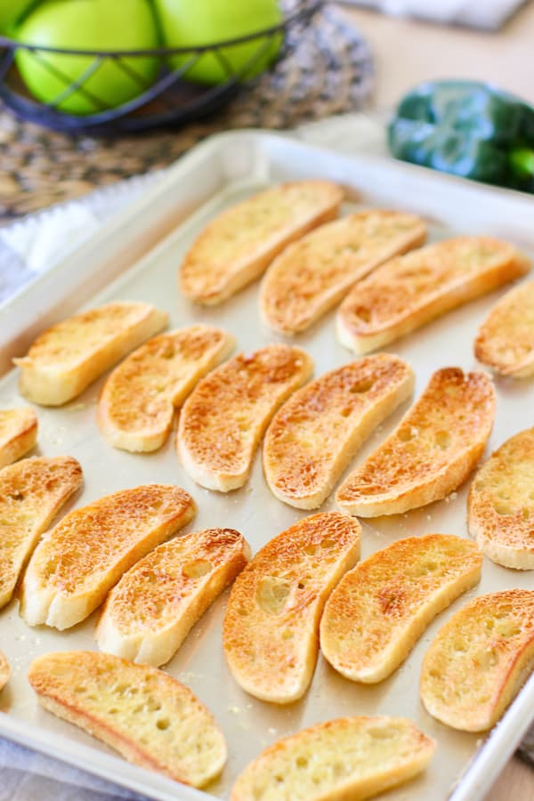 baked baguette slices for crab dip