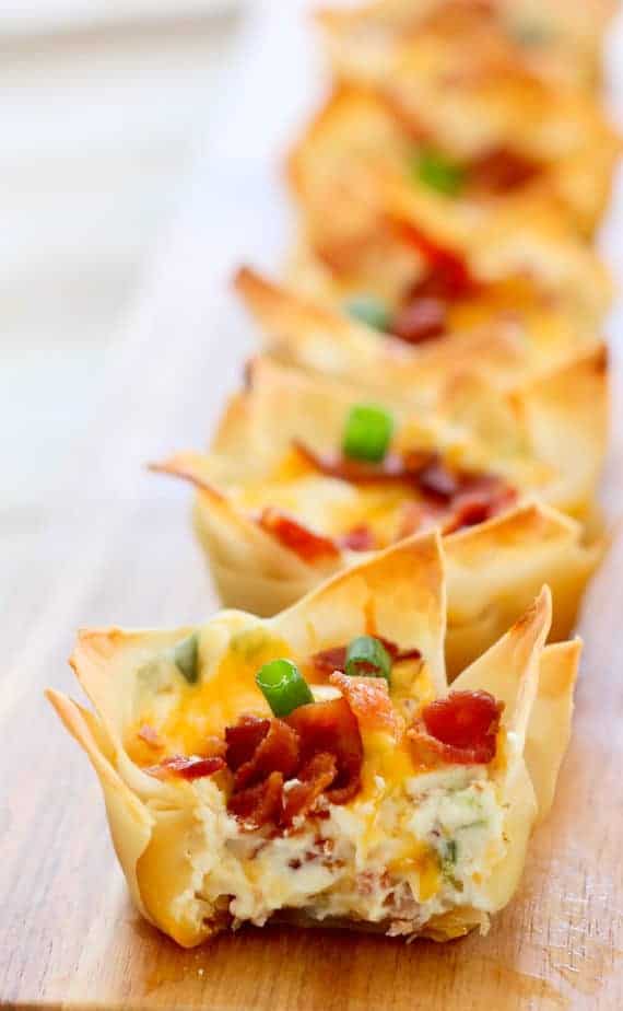 Jalapeno Popper Wontons ready to serve on board