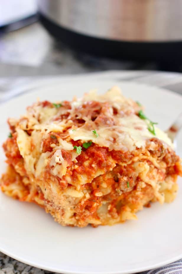 slow cooker lasagna ready to serve