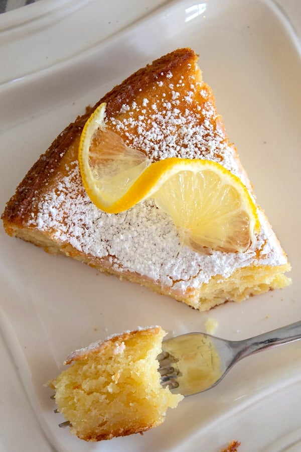 overhead shot of lemon ricotta cake