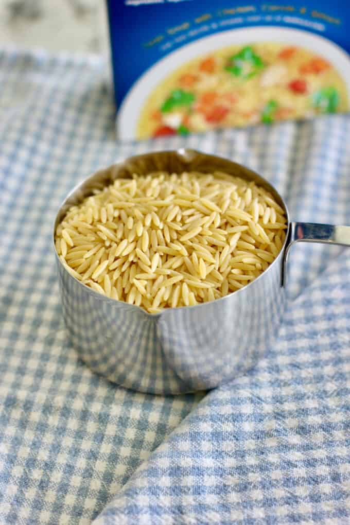 orzo pasta in a measuring cup