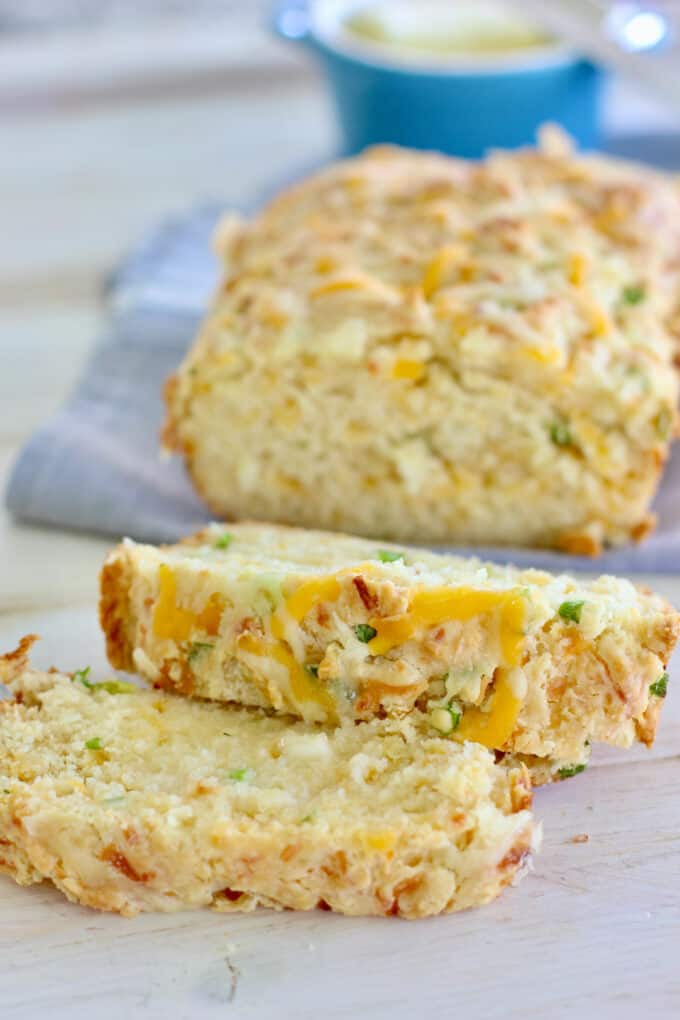 Cheese bread sliced and ready to serve