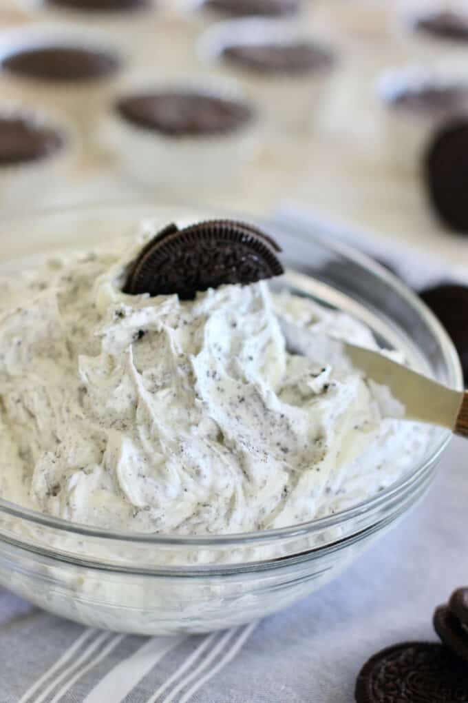 Oreo butter cream frosting