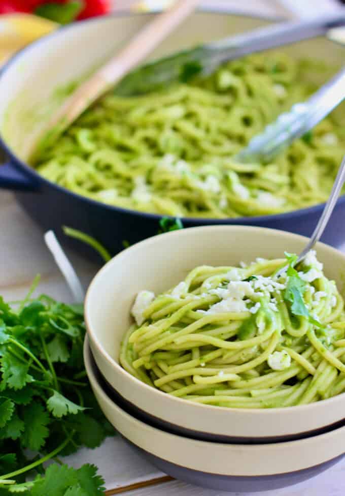 Green Spaghetti in a bowl ready to serve