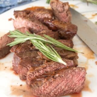 overhead view of sliced steak