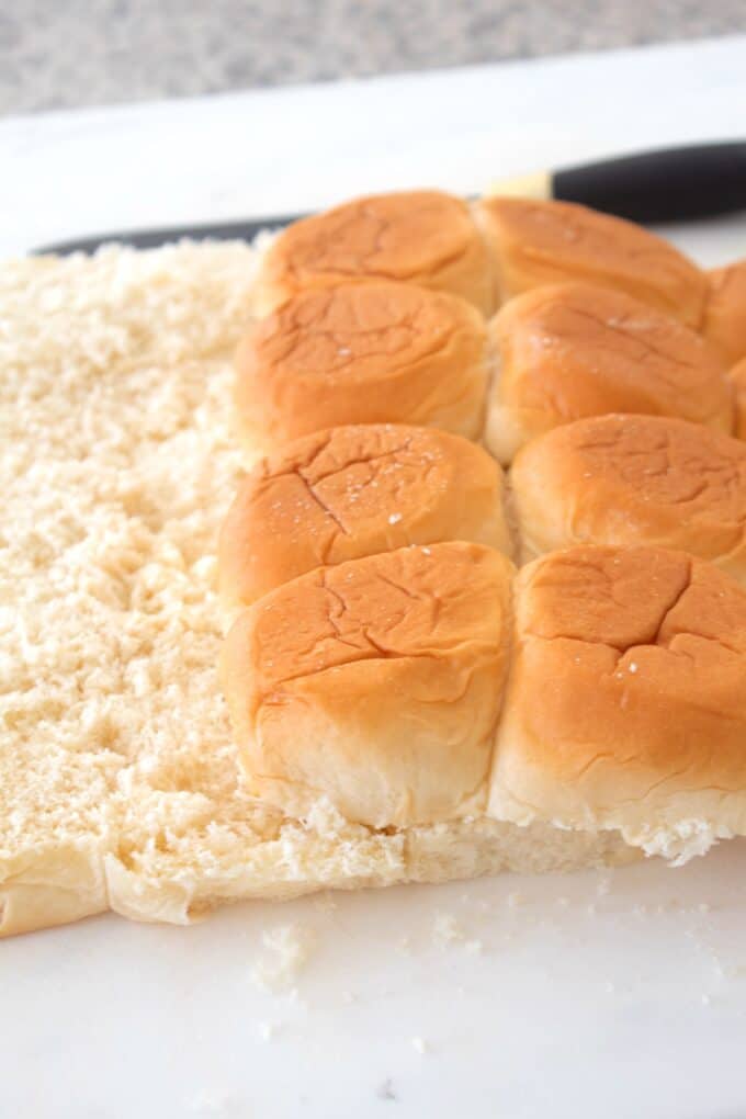 hawaiian rolls cut in half horizontally