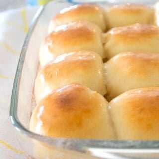 hawaiian rolls in a glass pyrex dish