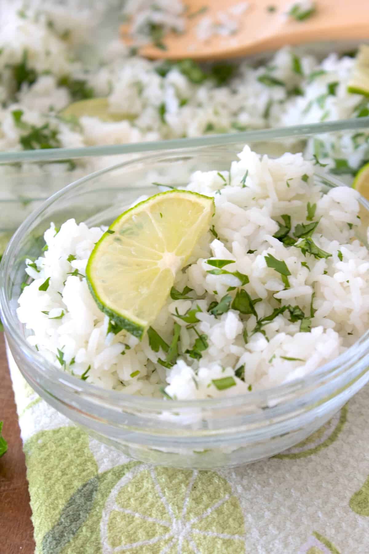 cilantro lime rice in bowl
