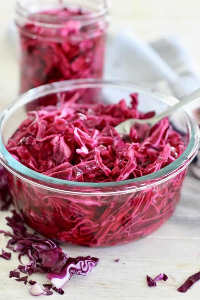 quick pickled cabbage